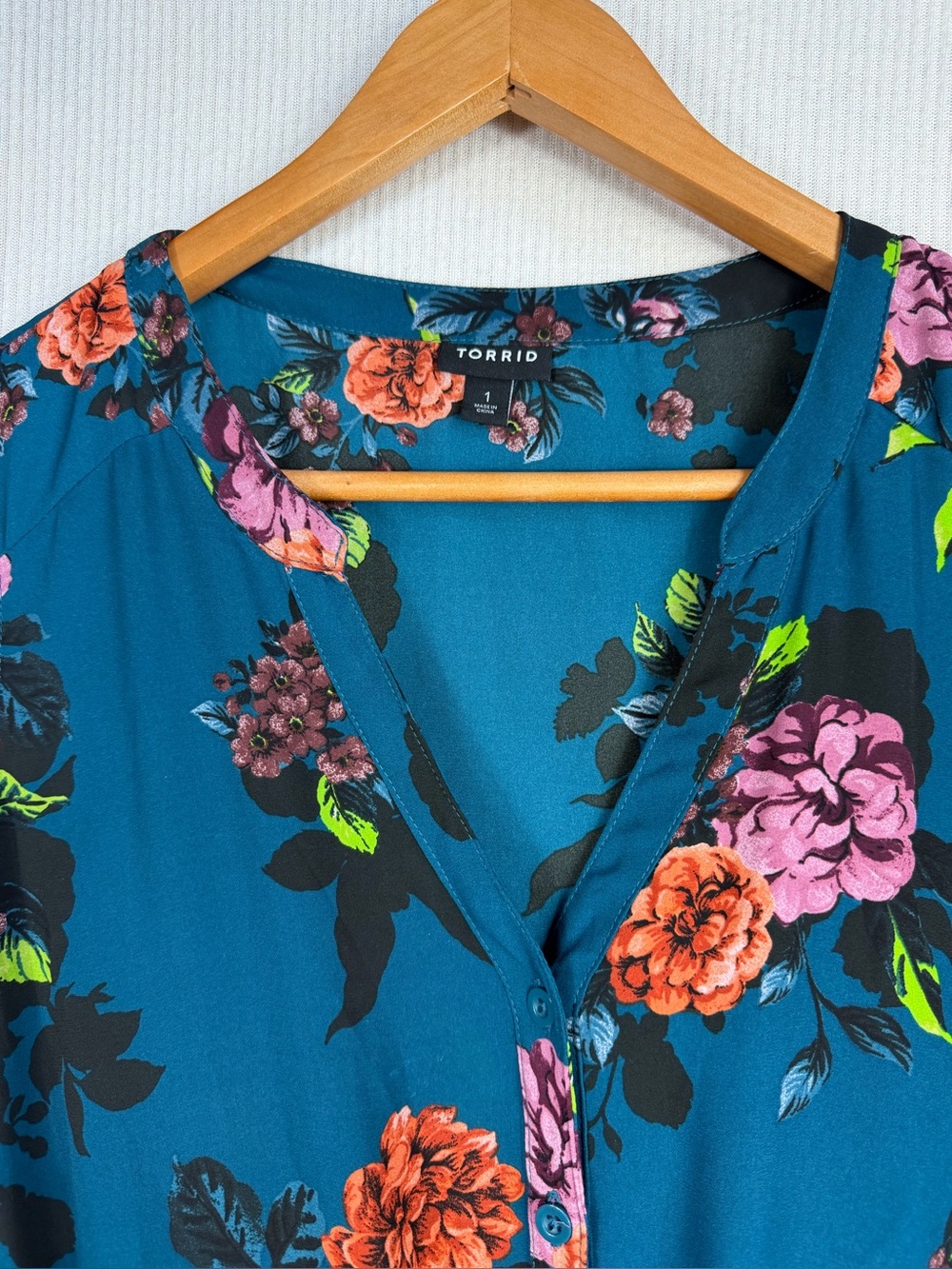 Torrid Peplum 1X Georgette Button-Front Tie-Front Blouse Floral Top Plus Size - Picture 4 of 10
